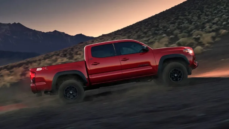 Used Cars for Sale by Owner vs. Dealership: What’s Right for You?